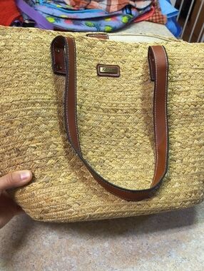 Sun'N'Sand Straw Tote In EUC.